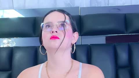 Dahiana online show from 04/21/26, 11:38