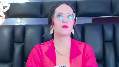 Dahiana online show from 04/23/26, 11:42