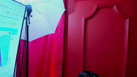 Snapshot of dahianeconnor chatting on 11/02/25, 11:34 Dahiane Connor online show from 11/02/25, 11:34