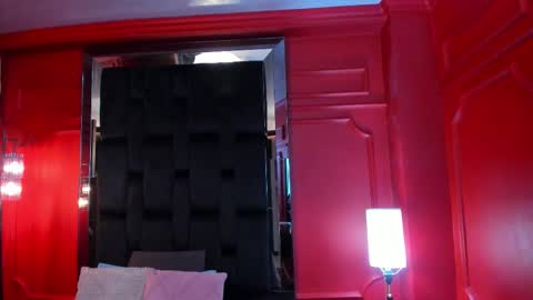 Snapshot of dahianeconnor chatting on 12/03/25, 11:30 Dahiane Connor online show from 12/03/25, 11:30