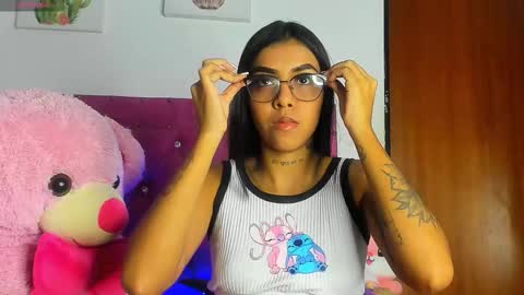 Snapshot of dahiangomezz chatting on 10/03/25, 08:33 online show from 10/03/25, 08:33