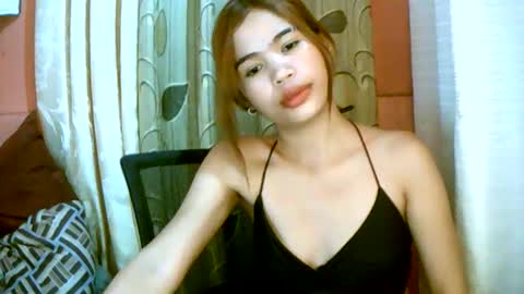 Im Dahlia online show from 01/13/25, 01:17