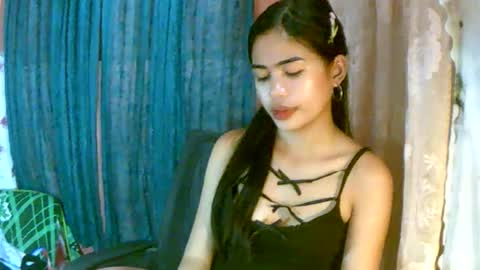 Snapshot of dahlia_123 chatting on 04/01/26, 01:41 Im Dahlia online show from 04/01/26, 01:41