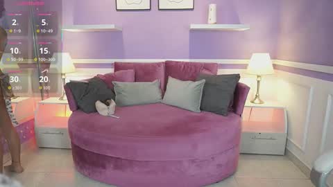 Dahlia Grey online show from 09/18/25, 11:34