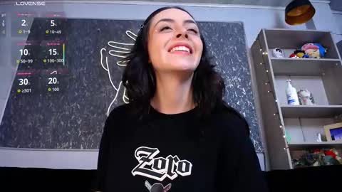 Dahlia online show from 02/17/26, 11:40