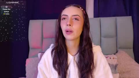 Dahlia online show from 04/17/26, 11:24