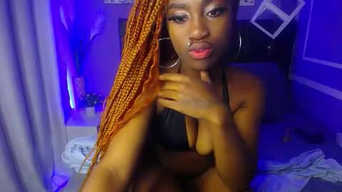 DAHYAN online show from 10/19/25, 01:56