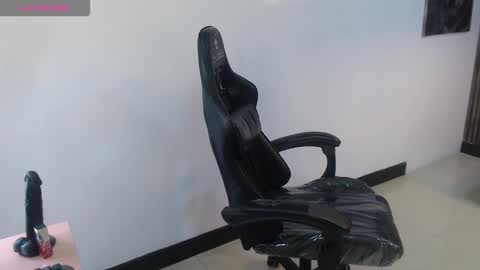 Snapshot of dahyan_ch chatting on 11/27/25, 05:37 dahyan_ch online show from 11/27/25, 05:37