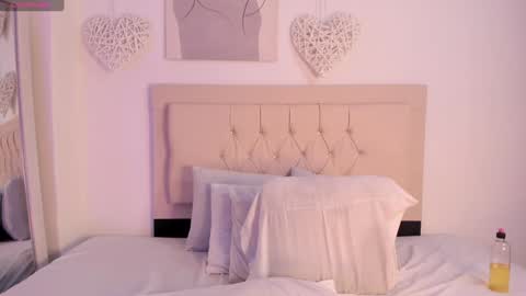 Daiana online show from 01/28/25, 10:12