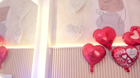 Daiana online show from 02/15/26, 07:32