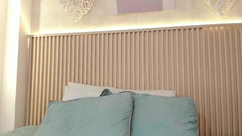 Daiana online show from 04/17/26, 08:34