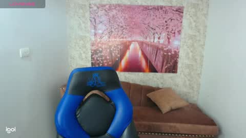 Snapshot of daiana_m chatting on 01/07/25, 07:17 Daiana online show from 01/07/25, 07:17