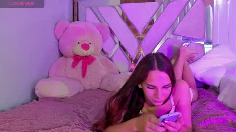 Snapshot of daicell_juliana chatting on 11/08/25, 04:45 daicell juliana online show from 11/08/25, 04:45