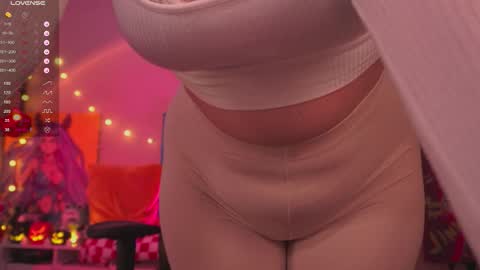 Cute DianaOnline mostly at 8pm-0000 am UK TimeTuesday and Wednesday off online show from 10/28/25, 09:50