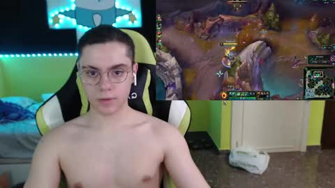 Snapshot of daigoro03 chatting on 02/10/25, 03:57 daigoro03 online show from 02/10/25, 03:57