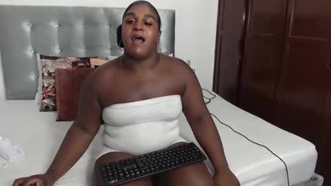 Daiisha.. online show from 10/01/25, 07:42