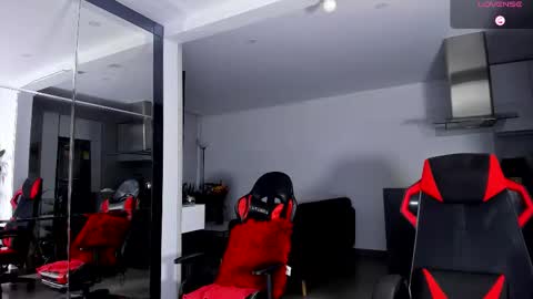 daikokuten_ online show from 10/19/25, 10:54