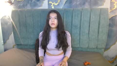 Snapshot of daila51 chatting on 11/22/25, 12:04 Daila online show from 11/22/25, 12:04