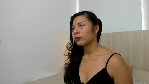 Snapshot of daila_beltran chatting on 04/13/26, 07:08 Daila Beltran online show from 04/13/26, 07:08