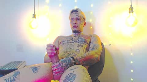 Daimond hope666 online show from 01/23/25, 04:09