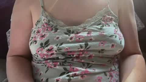 Mx Mommy Moo online show from 07/22/26, 04:43