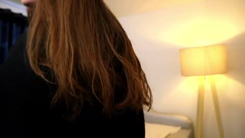 Lauren            online show from 09/13/25, 01:33