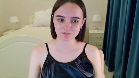 Daisy online show from 06/12/26, 04:44
