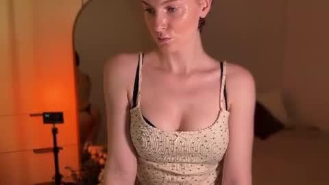 Daisy   Fansly - Daisyymint  online show from 07/15/26, 05:40