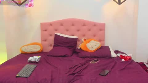 Snapshot of daisyandmatthew chatting on 12/25/24, 08:50 daisyandmatthew online show from 12/25/24, 08:50