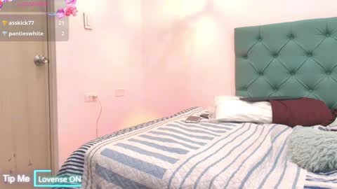 Snapshot of daisyandmatthew chatting on 01/11/25, 12:12 daisyandmatthew online show from 01/11/25, 12:12