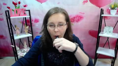 Snapshot of daisyedit chatting on 05/16/26, 10:36 DaisyEdit online show from 05/16/26, 10:36