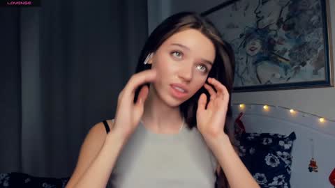 Snapshot of daisyfoulks chatting on 01/06/25, 12:02 Naomi online show from 01/06/25, 12:02