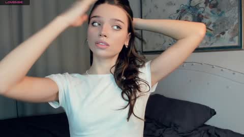 Snapshot of daisyfoulks chatting on 01/26/25, 07:53 Naomi online show from 01/26/25, 07:53