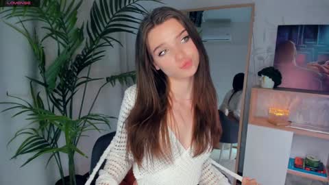 Snapshot of daisyfoulks chatting on 02/09/25, 02:38 Naomi online show from 02/09/25, 02:38