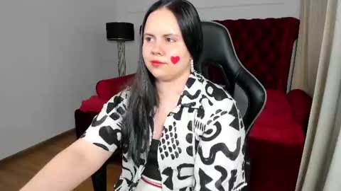 Snapshot of daisyharts chatting on 07/07/26, 07:23 DaisyHarts online show from 07/07/26, 07:23
