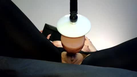 Daisy Wylde online show from 11/17/25, 02:01