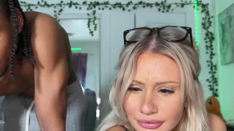 daisy online show from 02/20/25, 10:48