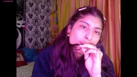    --  -- help me reach 100 hands up  online show from 10/29/25, 04:04