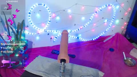 Snapshot of dakkotta_curvy chatting on 01/31/25, 07:29 VALENTINA online show from 01/31/25, 07:29