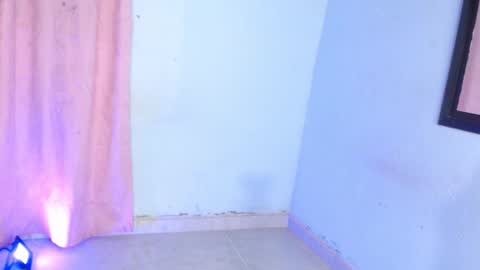 Snapshot of dakkotta_curvy chatting on 10/30/25, 07:54 VALENTINA online show from 10/30/25, 07:54