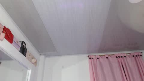 VALENTINA  online show from 02/16/26, 07:59