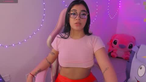 Snapshot of dakoota_luv chatting on 11/05/25, 04:23 dakoota_luv online show from 11/05/25, 04:23