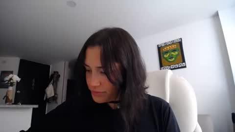 IG  dakotasofiaa online show from 03/12/25, 02:45