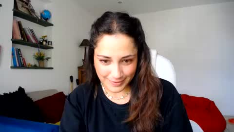 IG  dakotasofiaa online show from 06/15/26, 06:54