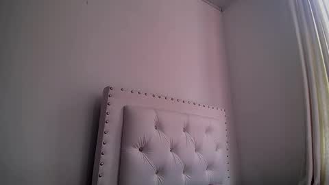 Dakota and Aron online show from 03/08/25, 06:26