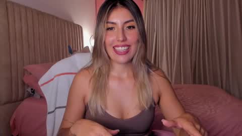 Helloo HAPPY NEW YEAR  Ill be back soon   online show from 03/07/25, 01:31