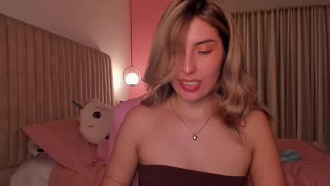 Helloo HAPPY NEW YEAR  Ill be back soon   online show from 01/07/26, 12:24