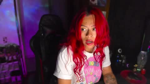 Snapshot of dakota_crab chatting on 01/08/25, 12:06 Dakota Crab online show from 01/08/25, 12:06