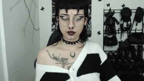 dakota online show from 10/31/25, 10:05