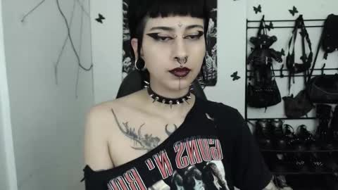 dakota online show from 11/21/25, 04:22